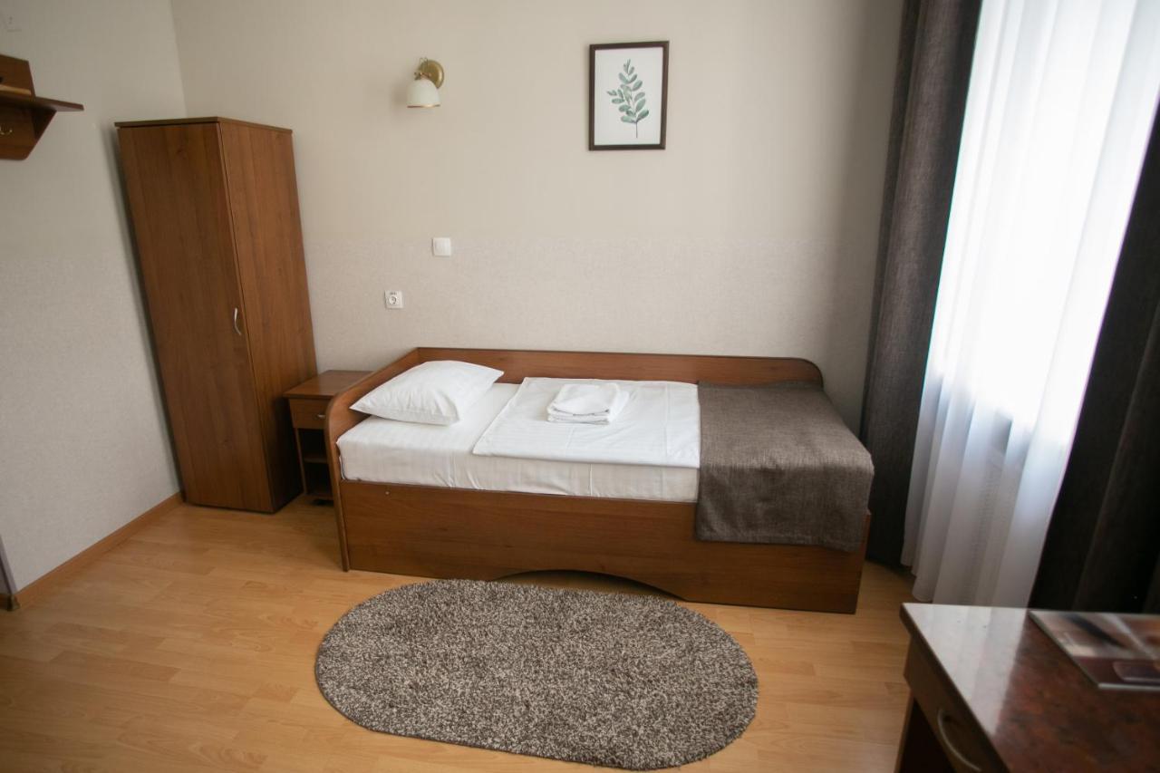 Molodezhnaya Hotel Brest Buitenkant foto