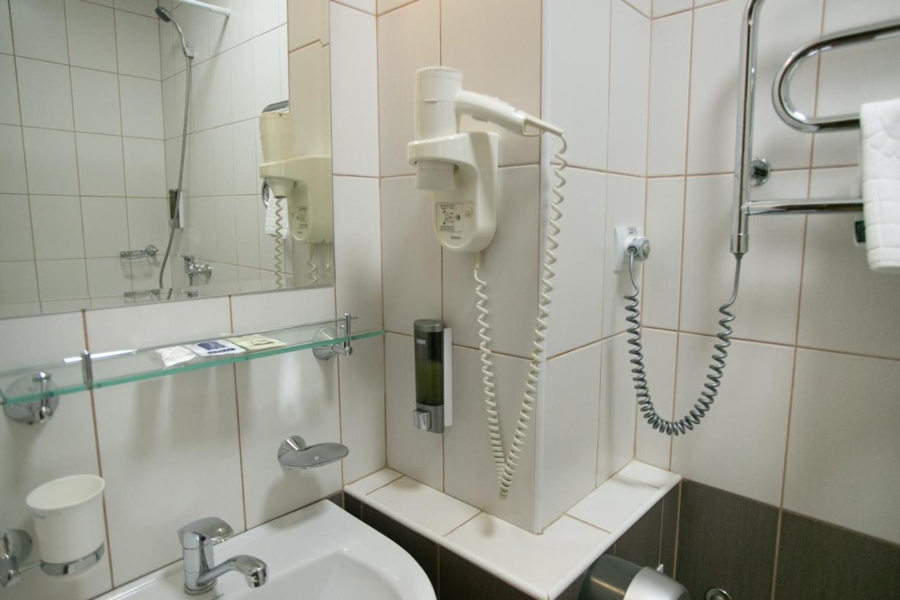 Molodezhnaya Hotel Brest Buitenkant foto