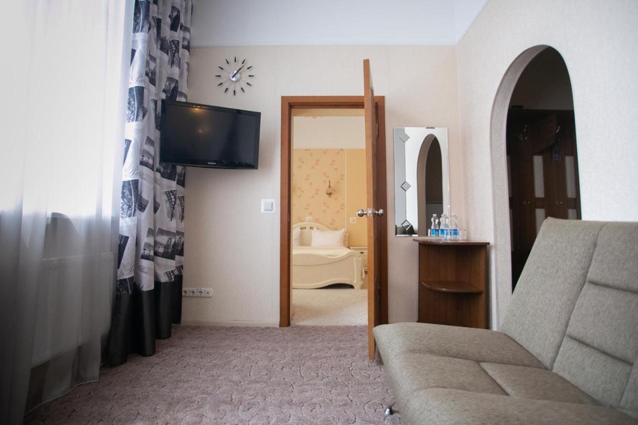 Molodezhnaya Hotel Brest Buitenkant foto