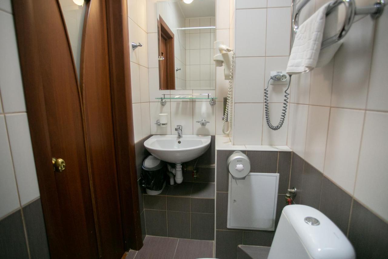 Molodezhnaya Hotel Brest Buitenkant foto